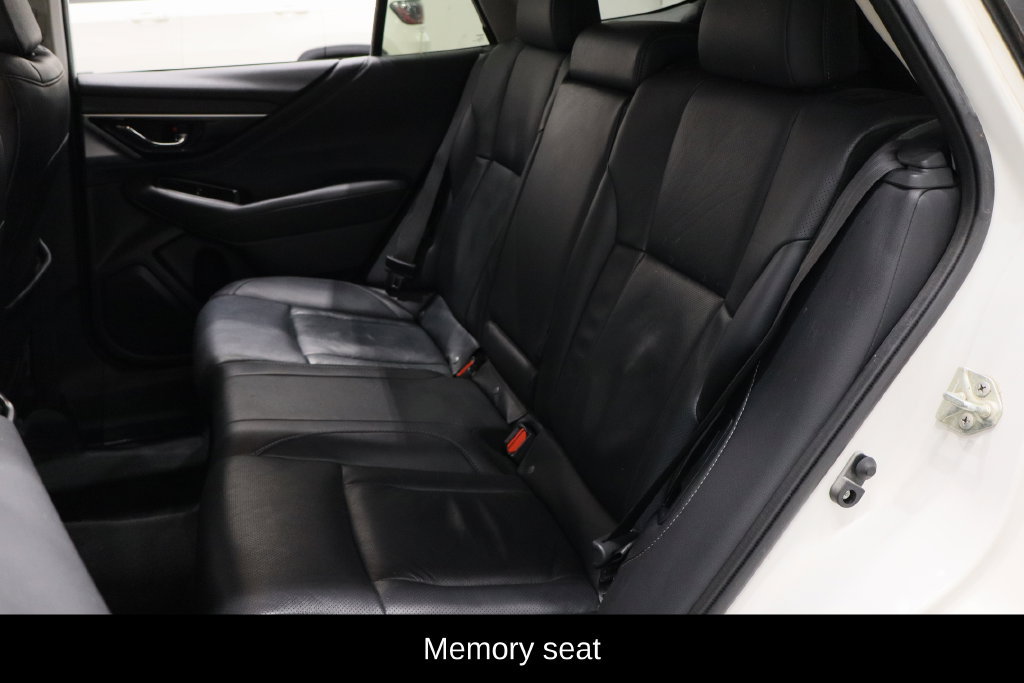 Used 2022 Subaru Outback Limited XT AWD/4WD image 14