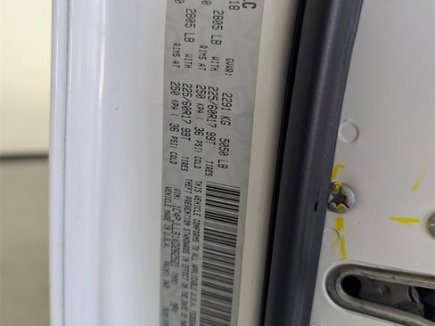 Used 2019 Jeep Cherokee Latitude Plus image 29