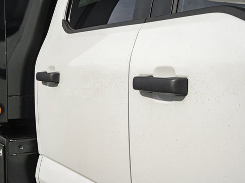 New 2026 Ford F550 4x4 Crew Cab image 18