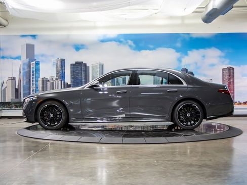 Used 2026 Mercedes-Benz S 580 4MATIC Sedan image 6