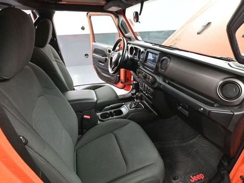 Used 2020 Jeep Gladiator Sport w/ Quick Order Package 24S AWD/4WD image 47