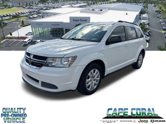 Used 2019 Dodge Journey SE video 1