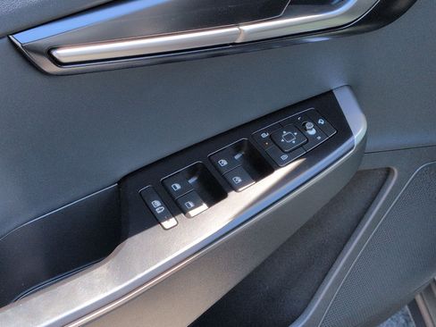 Used 2025 Kia EV6 Light w/ Light LR Technology Package RWD image 15