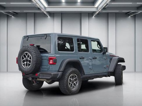 Used 2024 Jeep Wrangler Unlimited Rubicon w/ Technology Group AWD/4WD image 4