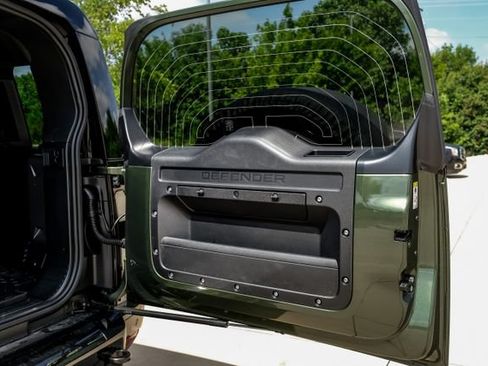 New 2026 Land Rover Defender 110 X-Dynamic SE AWD/4WD image 72
