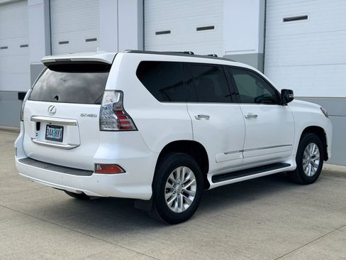 Used 2018 Lexus GX 460 Premium w/ Premium Package image 5