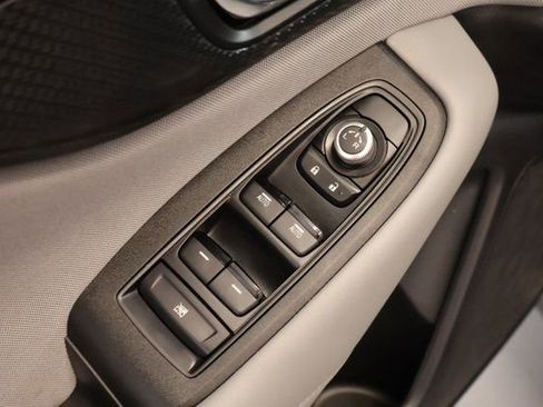 Used 2025 Subaru Legacy Premium image 10