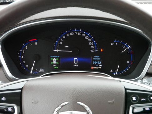 Used 2015 Cadillac SRX Luxury image 21