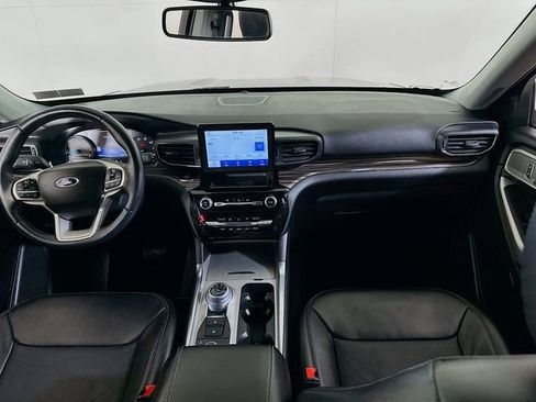 Certified 2023 Ford Explorer Limited w/ Equipment Group 301A image 14