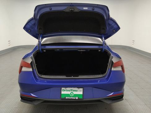 Used 2023 Hyundai Elantra SEL w/ Preferred Accessory Package FWD image 29