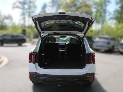 New 2026 Kia Sorento SX AWD/4WD image 9