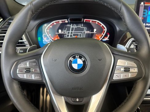 Used 2024 BMW X3 xDrive30i w/ Premium Package AWD/4WD image 11