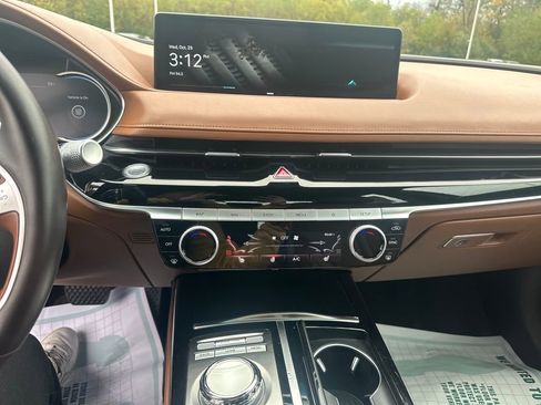 Used 2023 Genesis G80 2.5T image 11