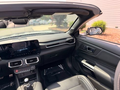 Used 2024 Ford Mustang GT Premium w/ GT Performance Package RWD image 35