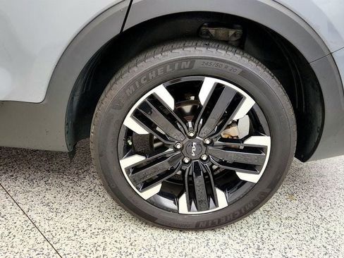 Used 2023 Kia Telluride SX Prestige AWD/4WD image 9