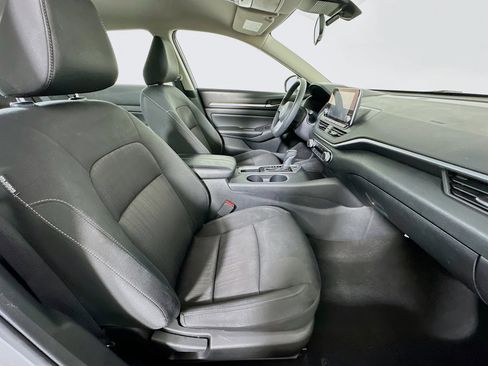 Used 2022 Nissan Altima 2.5 SV FWD image 29