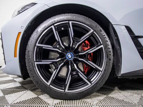 Used 2023 BMW i4 eDrive40 w/ M Sport Package RWD image 40