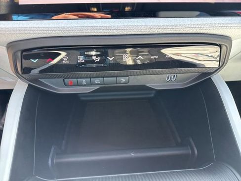New 2026 Jeep Cherokee Laredo AWD/4WD image 21