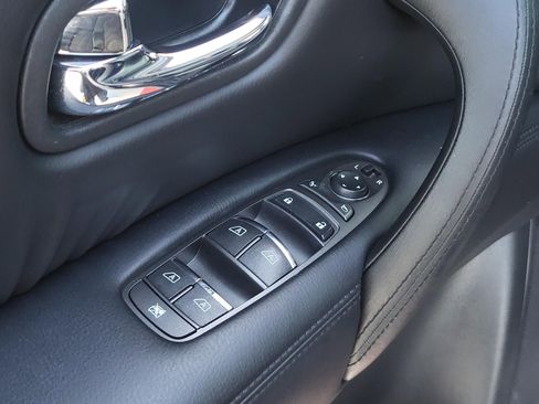 Used 2023 Nissan Armada SL w/ Captain's Chairs Package AWD/4WD image 18