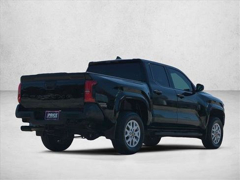Used 2024 Toyota Tacoma SR RWD image 5