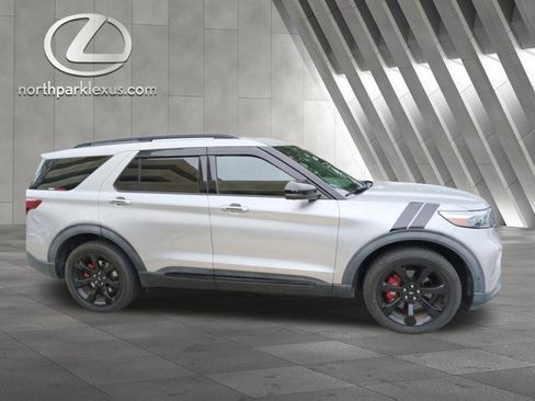 Used 2021 Ford Explorer ST w/ Equipment Group 401A AWD/4WD image 4