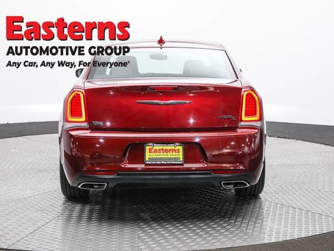 Used 2023 Chrysler 300 S image 6