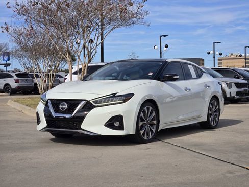 Used 2023 Nissan Maxima Platinum w/ Sport Mat Group image 2