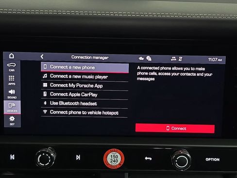 Certified 2025 Porsche Macan AWD/4WD image 17