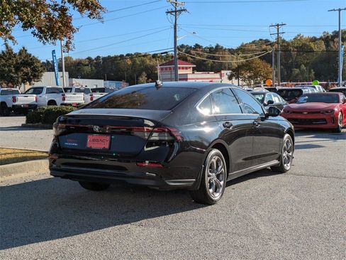 Used 2023 Honda Accord EX image 7