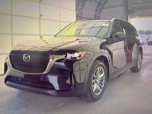 Used 2024 MAZDA CX-90 3.3 Turbo w/ Preferred Package AWD/4WD image 2