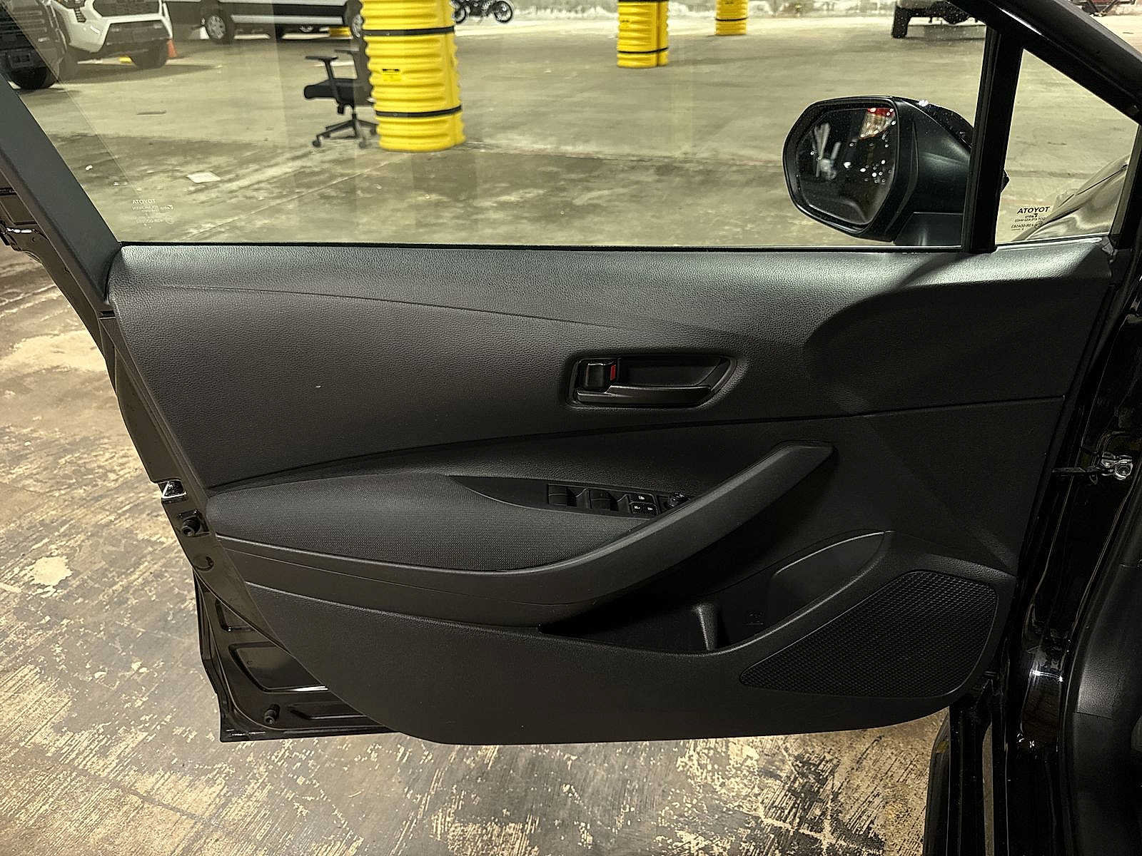 Certified 2024 Toyota Corolla LE FWD image 28