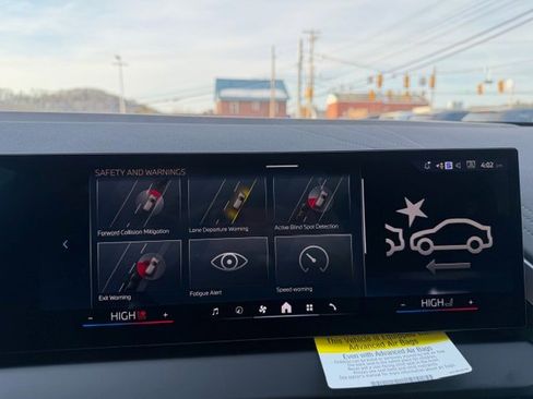 New 2026 BMW X3 xDrive30 w/ Premium Package image 17