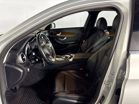 Used 2015 Mercedes-Benz C 300 Sedan image 11