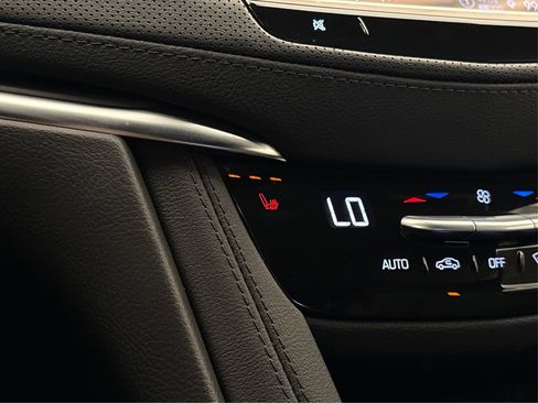 New 2026 Cadillac XT5 Luxury FWD image 31
