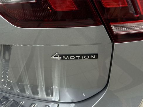 Used 2022 Volkswagen Tiguan SE image 27