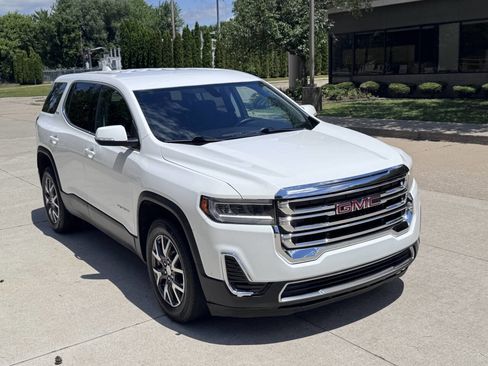 Used 2020 GMC Acadia SLE image 7