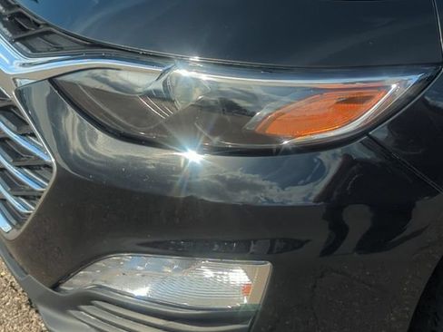 Used 2022 Chevrolet Malibu LT w/ Leather Package FWD image 9