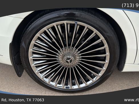 Used 2019 Mercedes-Benz S 560 Sedan image 12
