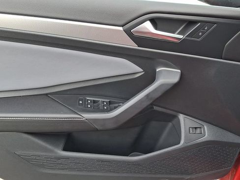 New 2026 Volkswagen Jetta SE FWD image 8