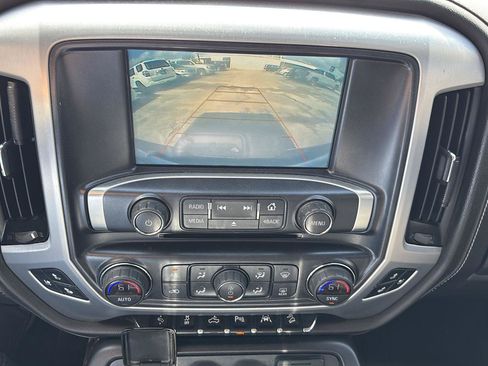 Used 2018 GMC Sierra 1500 SLT AWD/4WD image 21