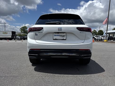 New 2025 Buick Envision Sport Touring image 9