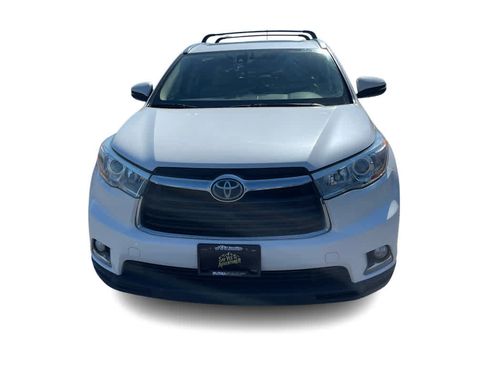 Used 2015 Toyota Highlander Limited Platinum AWD/4WD image 2