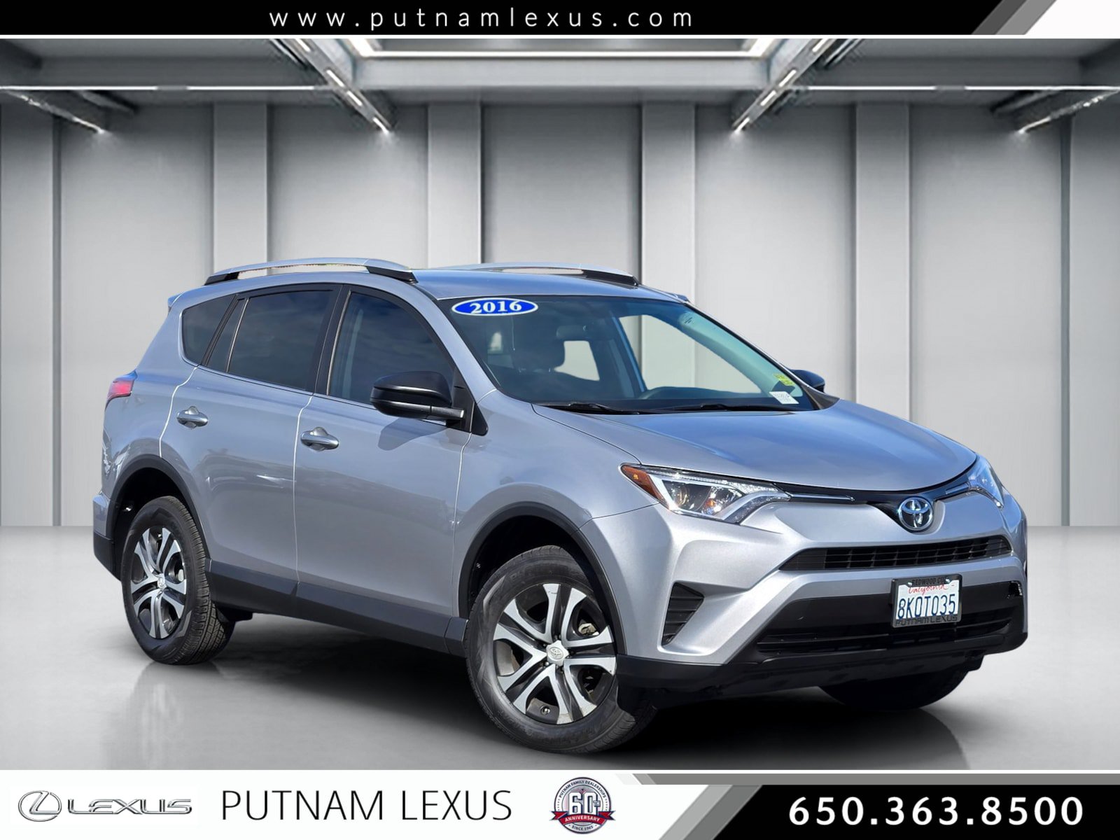 Used 2016 Toyota RAV4 LE FWD image 1
