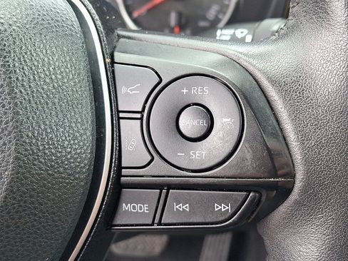 Used 2020 Toyota RAV4 XLE w/ Convenience Package AWD/4WD image 23