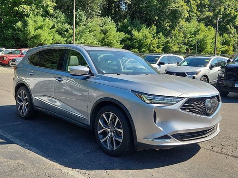 Used 2023 Acura MDX SH-AWD w/ Technology Package image 4