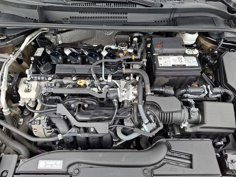 Used 2024 Toyota Corolla SE w/ SE Convenience Package FWD image 28