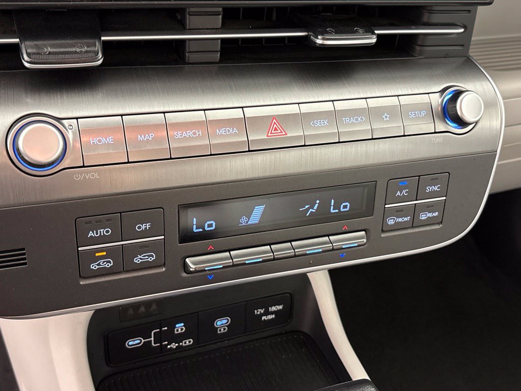 Used 2025 Hyundai Kona SEL FWD image 37