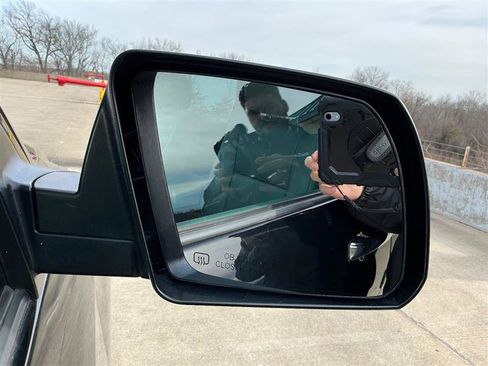 Used 2016 Toyota Sequoia Limited image 14