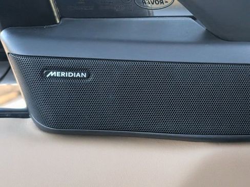 Used 2023 Land Rover Range Rover Sport SE Dynamic image 24