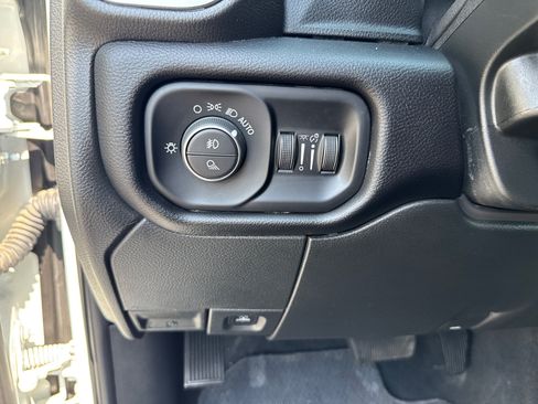Used 2024 RAM 2500 Laramie w/ Safety Group AWD/4WD image 16